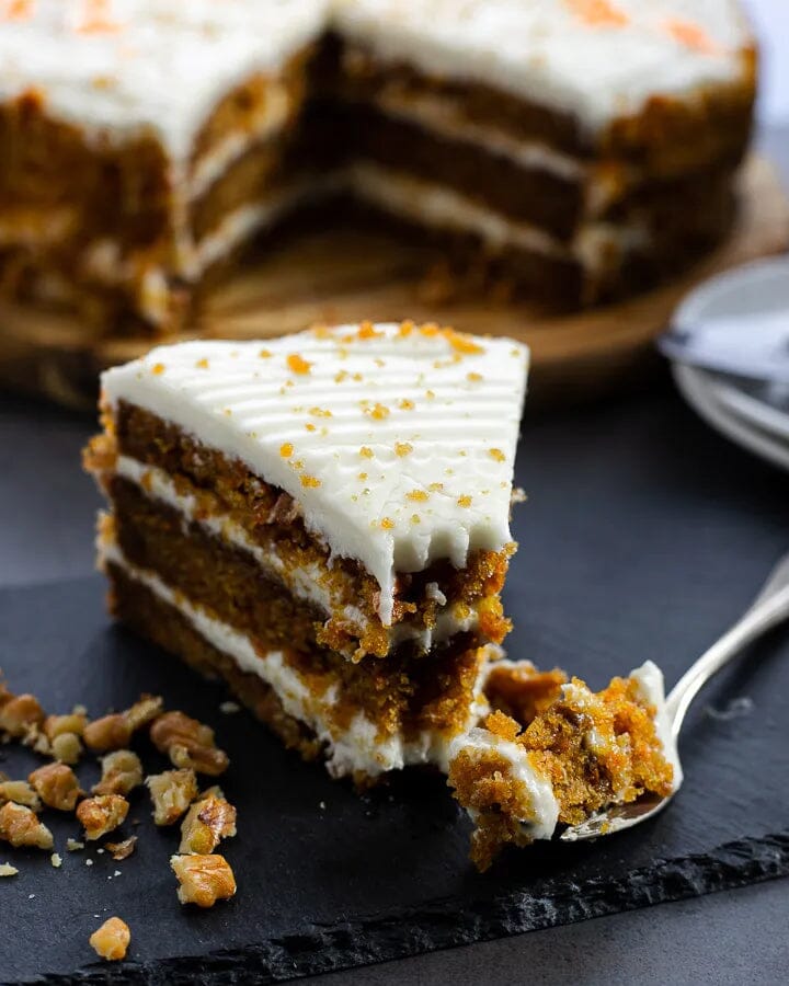 Sensible Edibles Cakes & Pies Château Le Woof Carrot Cake 