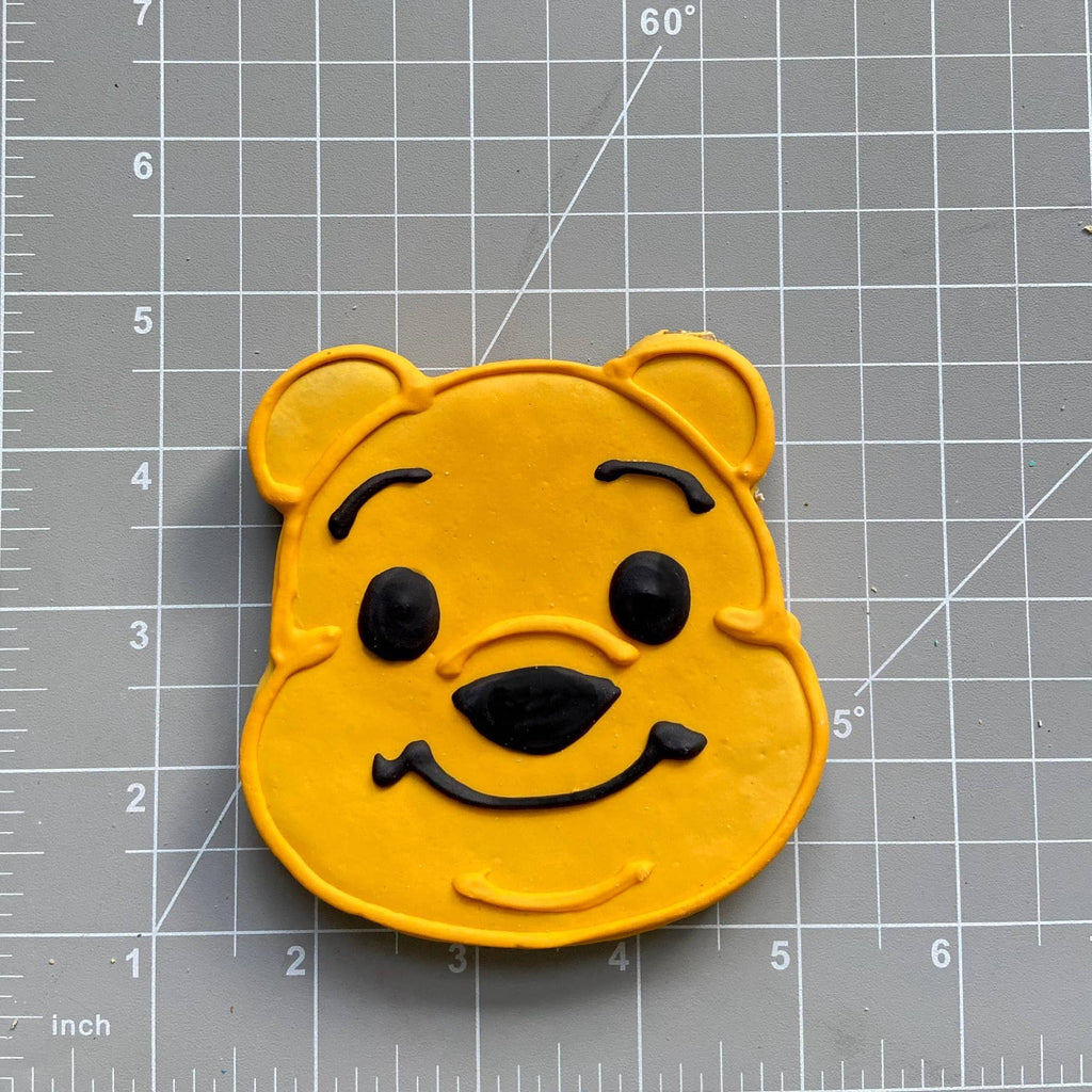 Winnie the Pooh Spring Collection Lucky Biscuit Pet Bakery Pooh 