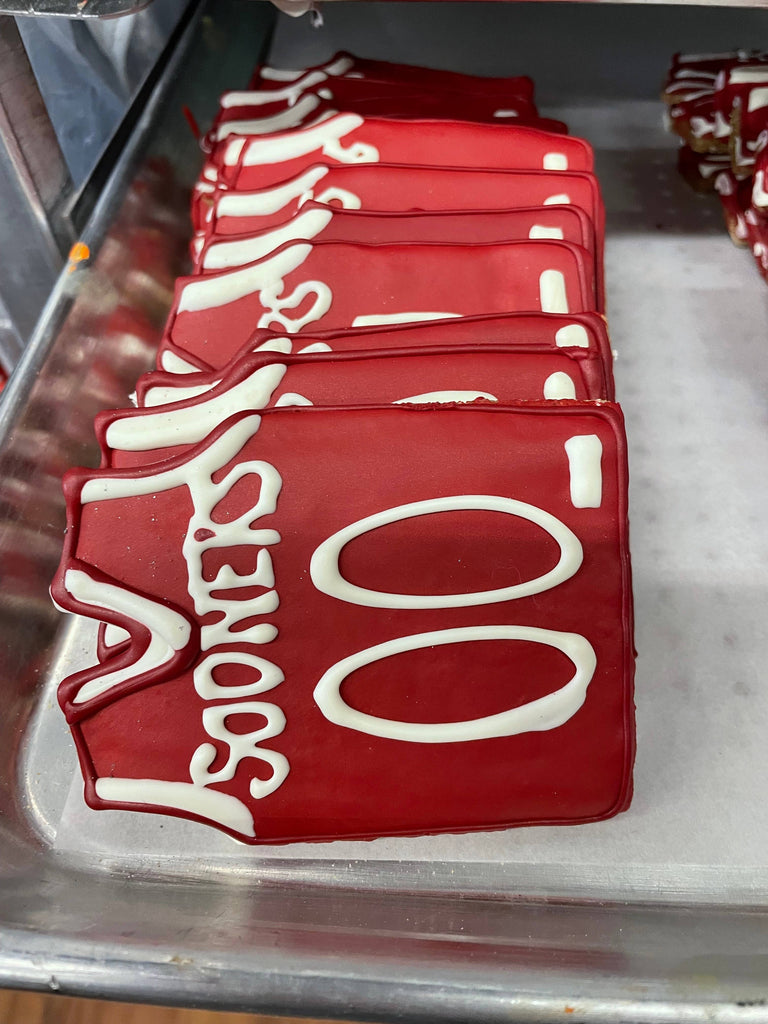 10 Years Strong | Lucky Biscuit Treat Lucky Biscuit Pet Bakery 