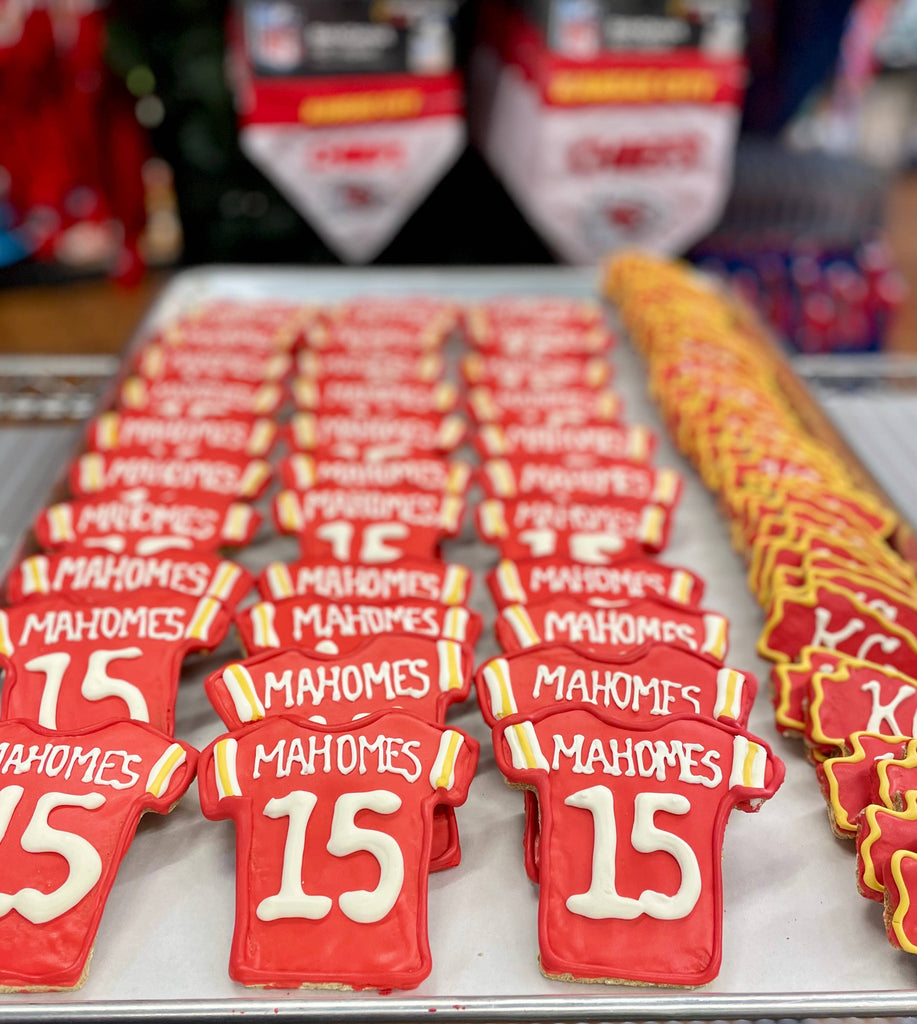 10 Years Strong | Lucky Biscuit Treat Lucky Biscuit Pet Bakery 