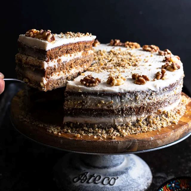 Sensible Edibles Cakes & Pies Château Le Woof Banana Walnut 