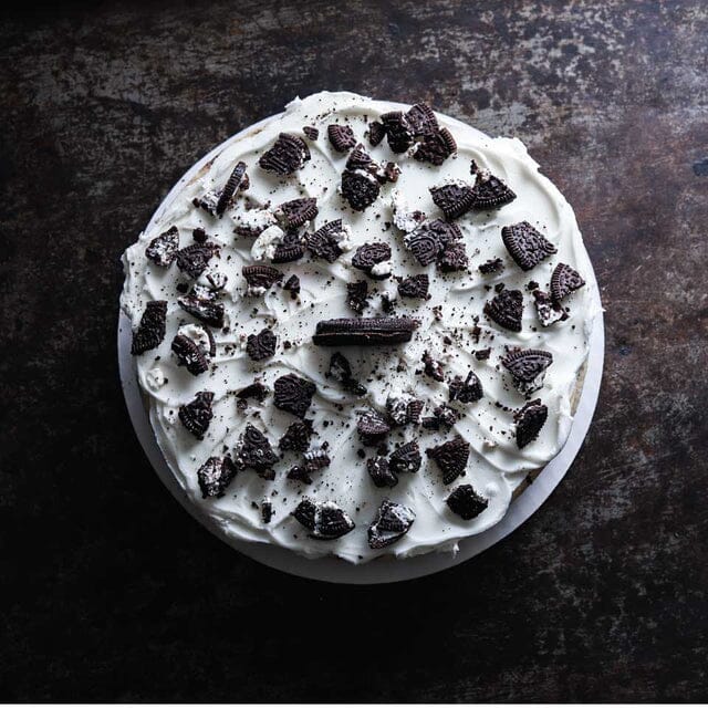 Sensible Edibles Cakes & Pies Château Le Woof Oreo Cheesecake 