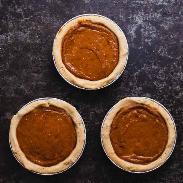 Sensible Edibles Cakes & Pies Château Le Woof 